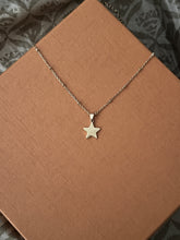 Load image into Gallery viewer, Star green

